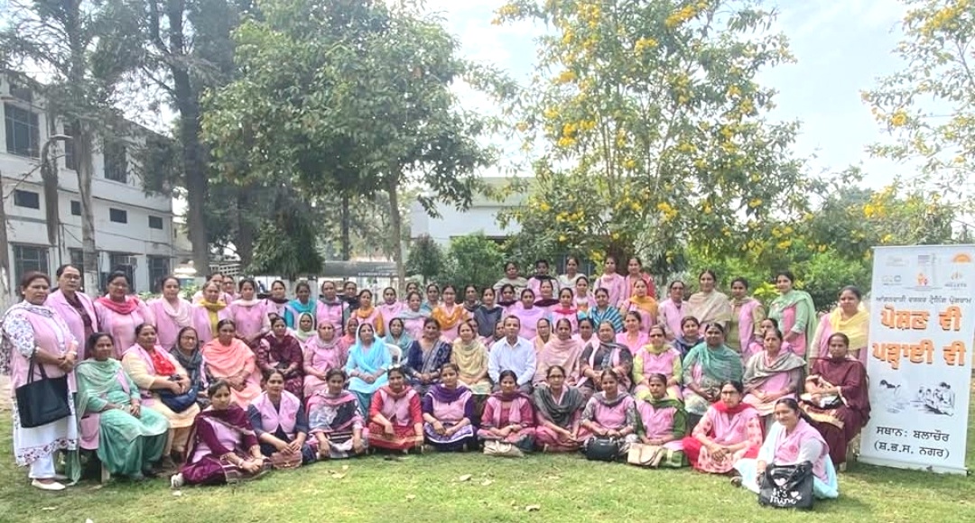 Skill development training was provided to Anganwadi workers under the Poshan V Padhai V scheme.